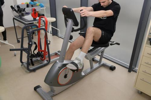 TERAPIA FIZIKE DHE KINEZITERAPI